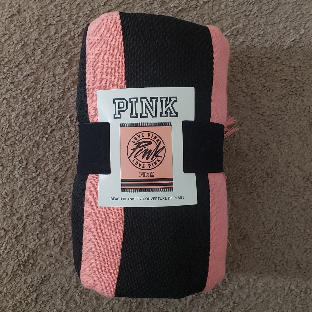 NEW Victoria's Secret PINK Beach Blanket